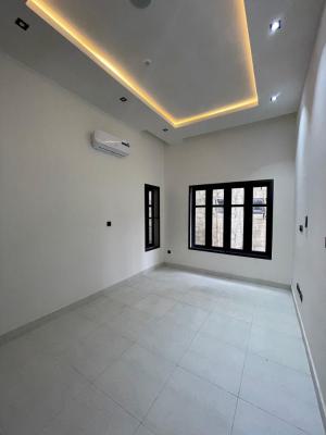 New 2 Beds All Ensuite with Bq, Gym, Elevator, Freedom Way, Lekki Phase 1, Lekki, Lagos, Flat / Apartment for Rent