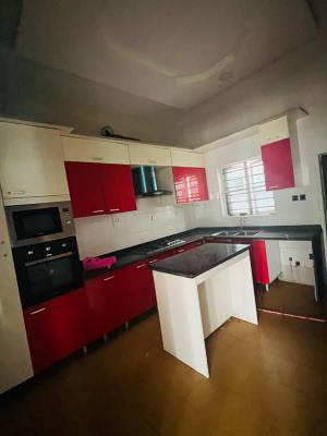 Room in a Shared Apartment, Orchid Road, Lekki Phase 2, Lekki, Lagos, Flat / Apartment for Rent