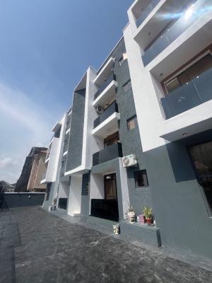 Well Maintained 2 Bedrooms Apartment, Platinum Way, Jakande, Lekki, Lagos, Flat / Apartment for Rent