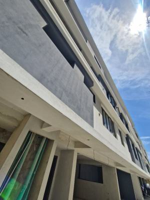 Spacious 4 Bedroom Townhouse, Richmond Estate, Lekki Phase 1, Lekki, Lagos, Terraced Duplex for Sale