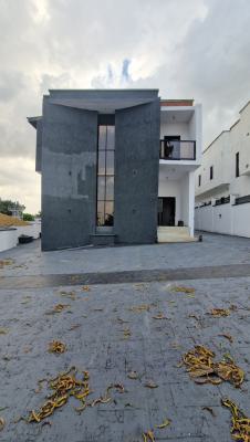 4 Bedroom Fully Detached Duplex with a Room BQ