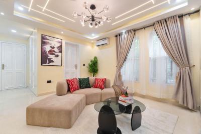 Luxury 1 Bedroom Apartment in a Serene Area, Admiralty Way, Lekki Phase 1, Lekki, Lagos, Flat / Apartment Short Let