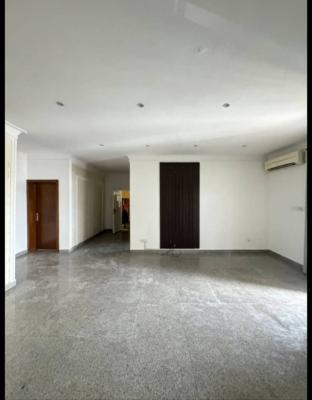 Standard & Spacious 2bedroom Penthouse, Lekki Phase 1, Lekki, Lagos, Flat / Apartment for Rent