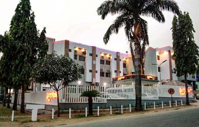 2 Wings of 86 Rooms Hotel, Zone 6, Wuse, Abuja, Hotel / Guest House for Sale