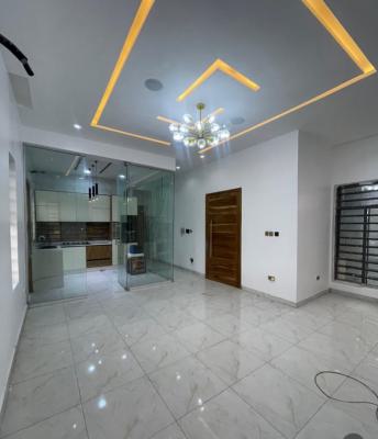 1 Bedroom Apartment in Prime Location, Agungi, Lekki, Lagos, Mini Flat (room and Parlour) for Rent