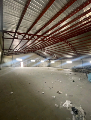 a Warehouse Measuring 700 Sqm at Lekki Phase One., Lekki Phase 1, Lekki, Lagos, Warehouse for Rent