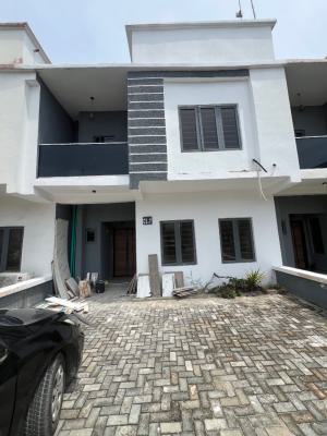 Distress 4bedroom Terrace Duplex, Ogombo Ajah, Ogombo, Ajah, Lagos, Terraced Duplex for Sale