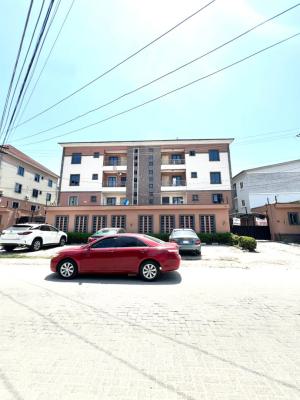 Lovely 2 Bedroom Apartment with Bq in a Secure Estate, Lekki Phase 1, Lekki, Lagos, Flat / Apartment for Rent