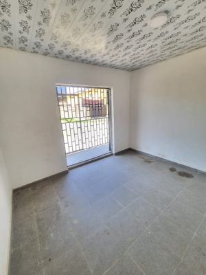 Spacious and Standard Shop, Royal Palmwill Estate, Badore, Ajah, Lagos, Shop for Rent