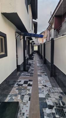 Luxury Mini Flat, Martins Estate Akute Lagos, Ojodu Berger, Ojodu, Lagos, Mini Flat (room and Parlour) for Rent