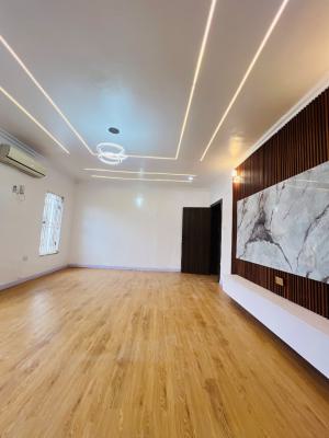 Well Built 2bedroom Apartment, Lekki Phase 1, Lekki, Lagos, Flat / Apartment for Rent