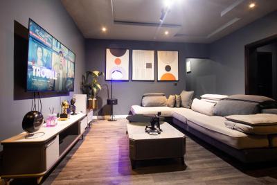 My Two Bedroom in Iconic Tower Accepting December Rate, Lekki Phase 1, Lekki, Lagos, Flat / Apartment Short Let