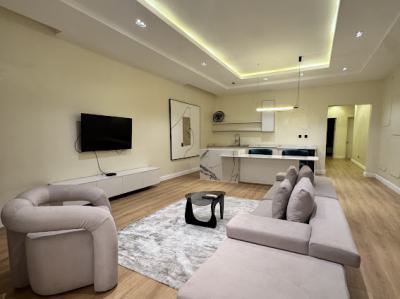 Cozy 3 Bedroom Apartment, Furo Ezimora Street, Lekki Phase 1, Lekki, Lagos, Flat / Apartment Short Let