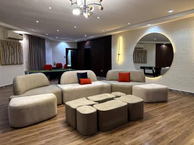 Spacious 3 Bedroom Apartment with Snooker Board, Babafemi Crescent, Lekki Phase 1, Lekki, Lagos, Flat / Apartment Short Let