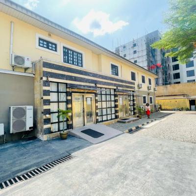 Functioning 32rooms Hotel at Ikeja Lagos, Joel Ogunaike Street , Ikeja Gra, Ikeja Gra, Ikeja, Lagos, Hotel / Guest House for Sale
