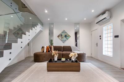 Luxury Three Bedroom with Swimming Pool, Lekki Phase 1, Lekki, Lagos, Flat / Apartment Short Let