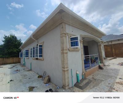 2 Bedroom Flat, Elepe Ijede Road, Ikorodu, Lagos, Flat / Apartment for Rent