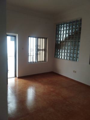 2 Bedroom Flat Upstairs, Gated Estate Off Orchid Road Lekki Lagos State, Lekki, Lagos, Flat / Apartment for Rent