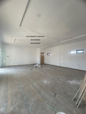 Big Commercial Space, Lekki Phase 1, Lekki, Lagos, Restaurant / Bar for Rent