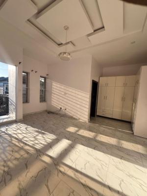 Spacious Master Bedroom in a Shared Apartment, Dpkay Estate,  Orchid Road Eleganza Bustop Lekki Lagos, Lekki Phase 2, Lekki, Lagos, Flat / Apartment for Rent