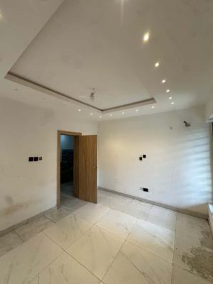 Luxurious and Comfortable in and Out, Ologolo, Lekki, Lagos, Mini Flat (room and Parlour) for Rent