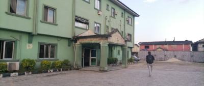 25 Rooms Hotel, Merogun Off Mcdermott Road, Warri, Delta, Hotel / Guest House for Sale