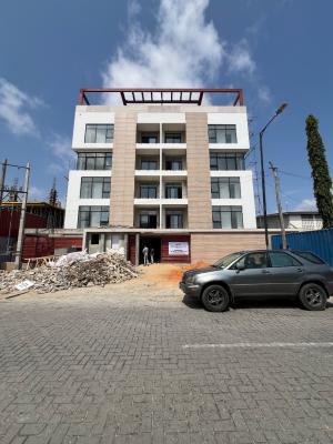 Spacious 2 Bedroom Apartment with Swimming Pool, Gym and Rooftop, Admiralty Lekki Phase 1, Lekki, Lagos, Block of Flats for Sale