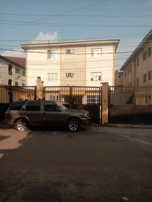 Lovely 2 Bedroom Apartment, Allen Avenue, Ikeja, Lagos, Flat / Apartment for Rent