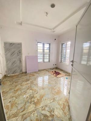 Single Room Upstairs, Chevron, Lekki, Lagos, Flat / Apartment for Rent