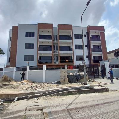 Luxury 3 Bedroom Apartment with Swimming Pool, Lekki Phase 1, Lekki, Lagos, Flat / Apartment for Sale