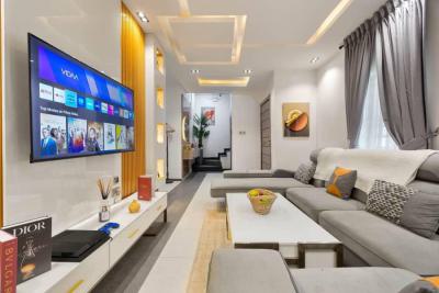 Luxury 4 Bedroom Duplex with Snooker Board and Ps4, Lekki Phase 1, Lekki, Lagos, House Short Let