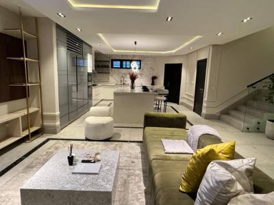 My Luxury 2 Bedroom Beach View, Pool, Snooker, Tennis Courts, Balcony, Lekki Phase 1, Lekki, Lagos, Flat / Apartment Short Let