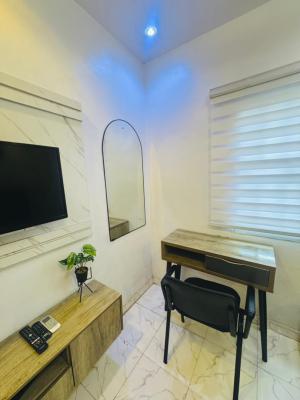 2-bedroom Apartment + Study Room (gro), Off Admiralty Way, Lekki, Lagos, Flat / Apartment for Rent