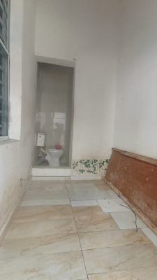 Standard Bq, Chevron Alternative, Lekki Phase 2, Lekki, Lagos, Self Contain (single Rooms) for Rent