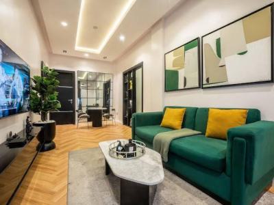 2 Bedroom Service Apartment, Lekki Phase 1, Lekki, Lagos, Flat / Apartment Short Let