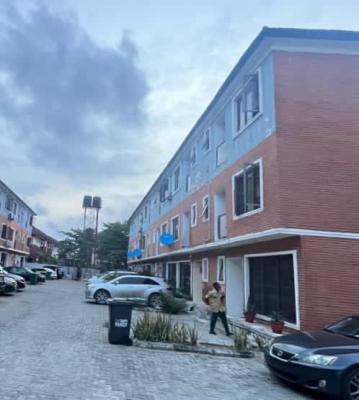 Distress 4bedroom Terrace Duplex, Osapa London Lekki, Osapa, Lekki, Lagos, Terraced Duplex for Sale