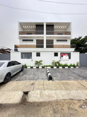 Luxurious 5 Bedroom Semi Detached Duplex with Spacious Rooms & a Bq, Lekki Phase 1, Lekki, Lagos, Semi-detached Duplex for Sale