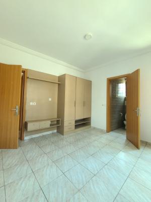 Beautiful and Spacious 2 Bedroom Apartment, Royal View Estate, Agungi, Lekki, Lagos, Flat / Apartment for Sale