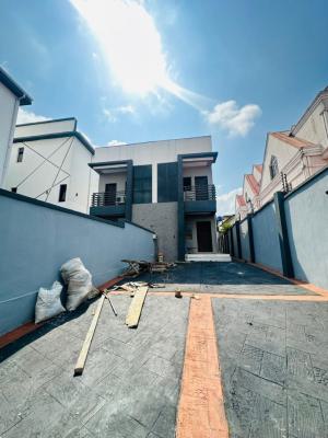 Exquisitely Built 4-bedroom Semi-detached Duplex, Gra Phase 2, Magodo, Lagos, Semi-detached Duplex for Sale