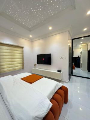 Beautiful Studio Studio Apartment in a Serene and Secure Estate., Osapa, Lekki, Lagos, Self Contain (single Rooms) Short Let