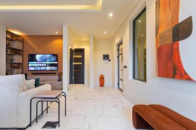 Spacious 1 Bedroom Penthouse with 2 Living Rooms and a Massive Balcony, Victoria Island (vi), Lagos, Flat / Apartment Short Let