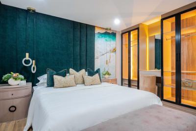 Fully Serviced and Fully Furnished Three (3) Bedroom Apartment, Victoria Island (vi), Lagos, Flat / Apartment for Rent