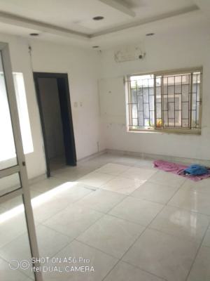 Massive 4 Bedroom Duplex Semi Detached Facing a Very Busy, Lekki Phase 1, Lekki, Lagos, Flat / Apartment for Rent