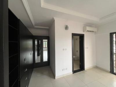 3 Bedrooms Semi Detached Duplex with Bq, Lekki Phase 1, Lekki, Lagos, Semi-detached Duplex for Rent