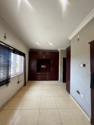 Serviced 2 Bedroom Penthouse with a Study Room, Lekki Phase 1, Lekki, Lagos, Flat / Apartment for Rent