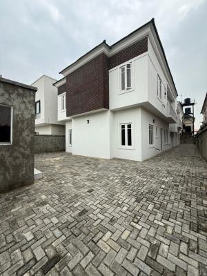 Renovated 2 Bedroom Apartment, Lekki Phase 1, Lekki, Lagos, Flat / Apartment for Rent