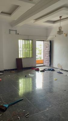 Service Distress 2 Bedrooms, Chevron Drive, Lekki Expressway, Lekki, Lagos, Block of Flats for Sale