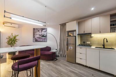 a Spacious Luxury 1 Bedroom with Ps5, Balcony & Snooker Board, Lekki Phase 1, Lekki, Lagos, Flat / Apartment Short Let