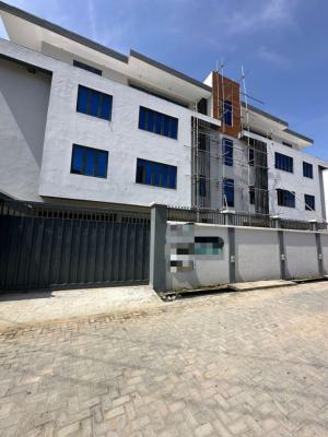 Elegant 2 Bedroom Apartment with Bq in a Secure Estate, Lekki Phase 1, Lekki, Lagos, Flat / Apartment for Sale