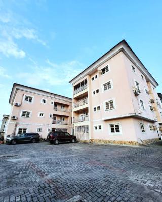 Spacious 3-bedroom Apartment, Osapa, Lekki, Lagos, Flat / Apartment for Rent